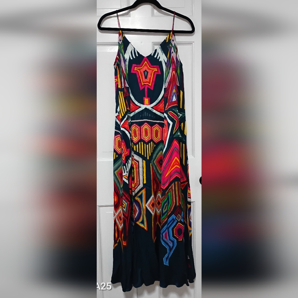 Saaksha and kinni silk multicolor NWT Size M